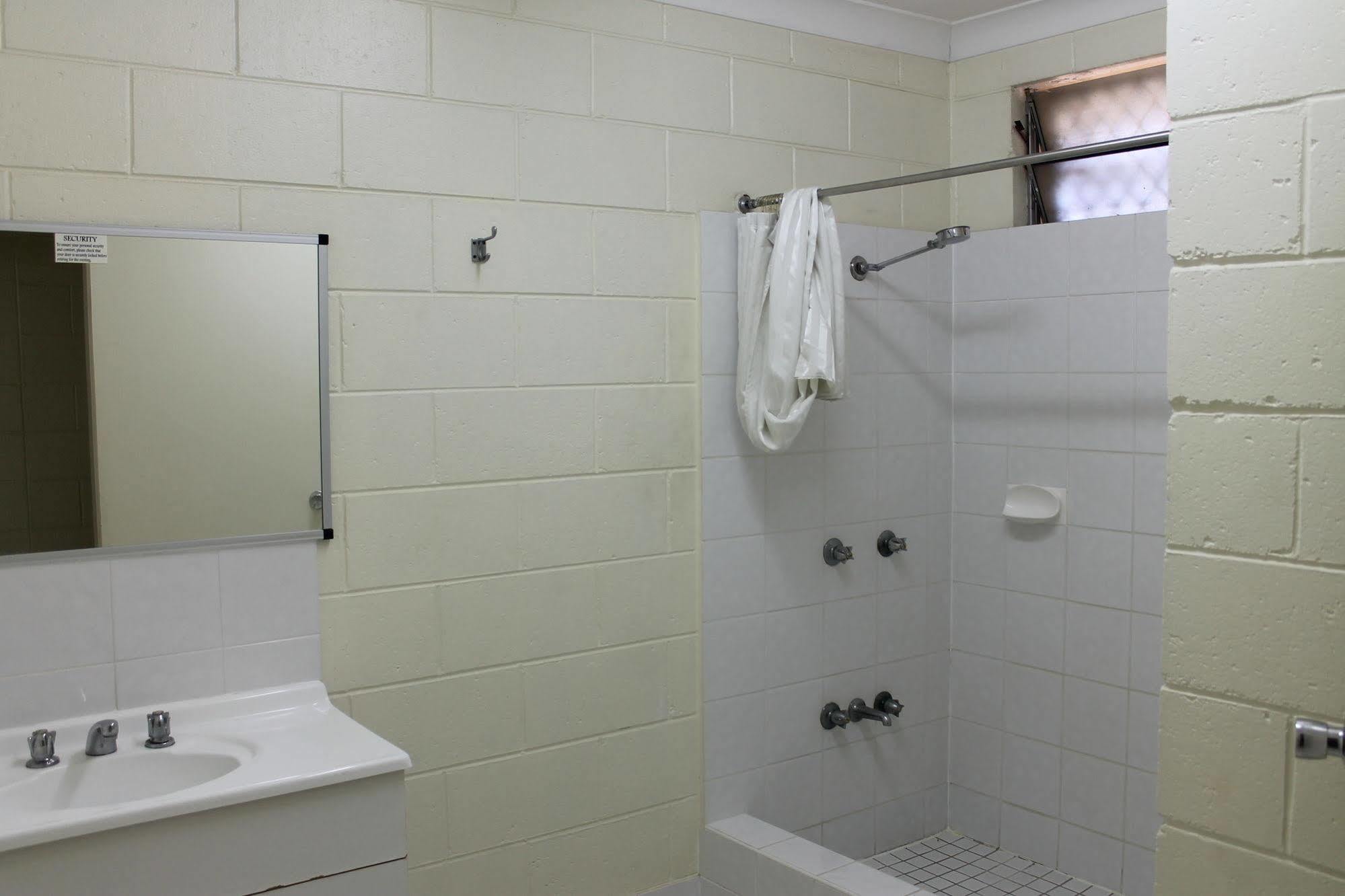 Oasis Inn Apartments Κερνς Εξωτερικό φωτογραφία